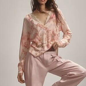 Anthropologie the dreamer lightweight printed v-neck sweater top size small